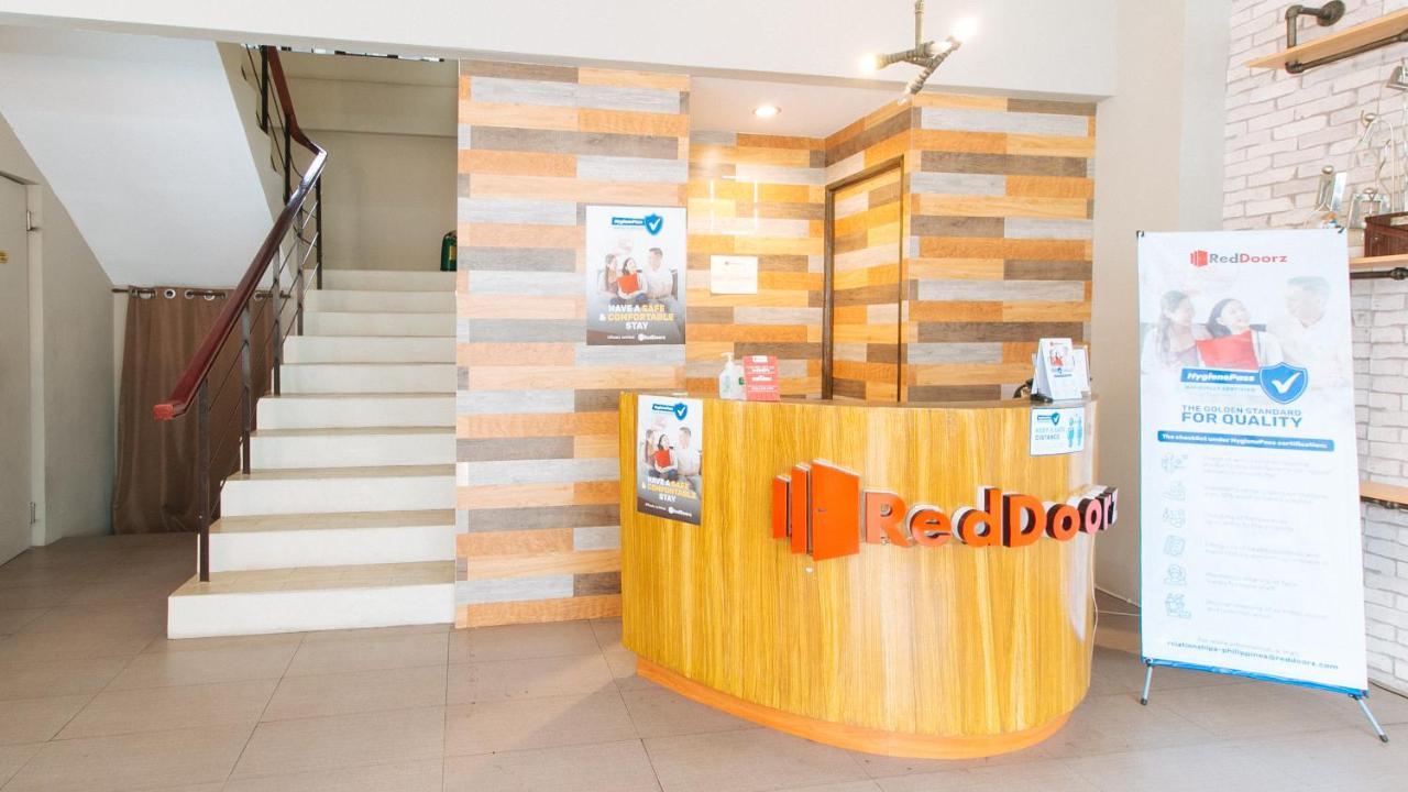 Reddoorz Plus Near Osmena Highway 2 Манила Екстериор снимка