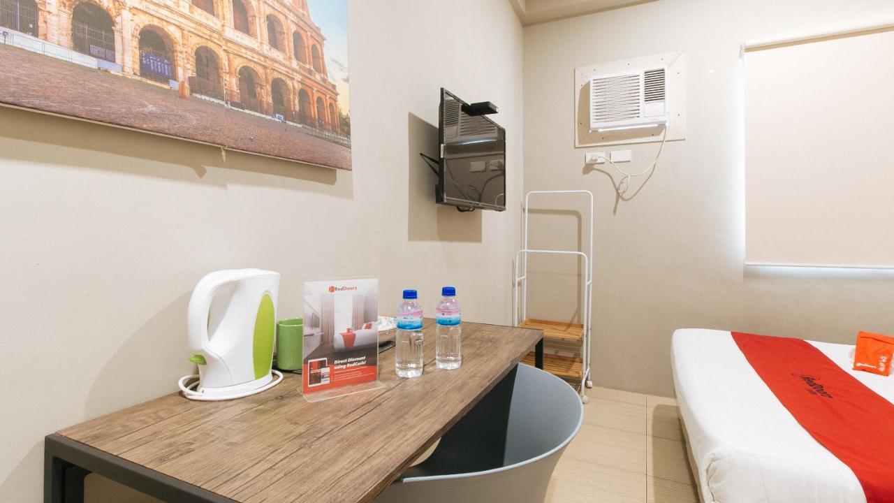 Reddoorz Plus Near Osmena Highway 2 Манила Екстериор снимка