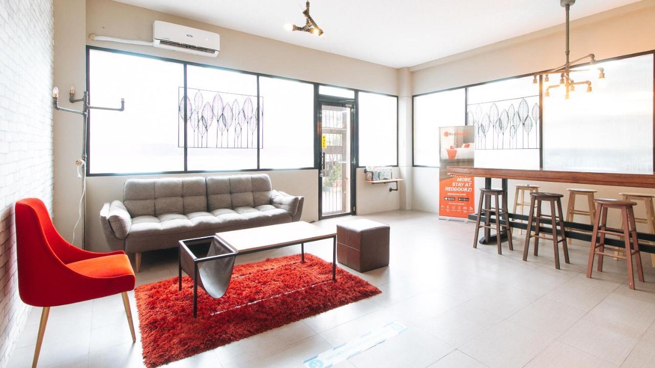 Reddoorz Plus Near Osmena Highway 2 Манила Екстериор снимка