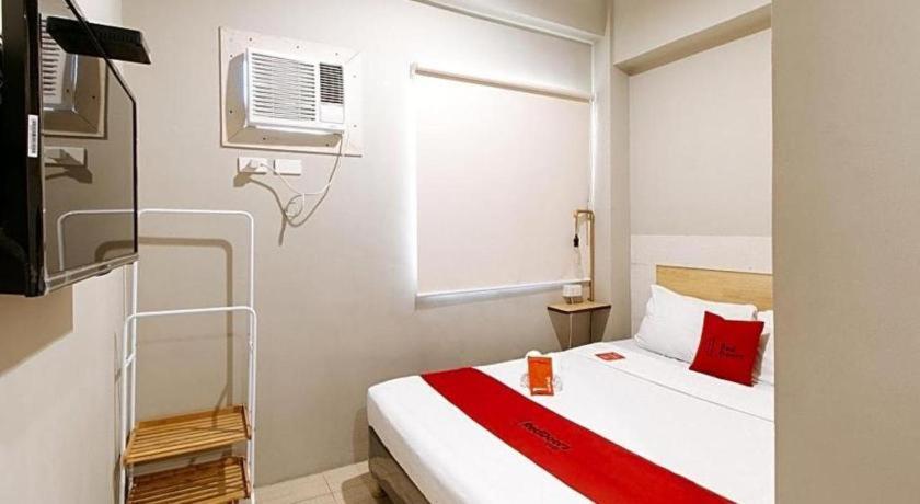 Reddoorz Plus Near Osmena Highway 2 Hotel Манила Екстериор снимка