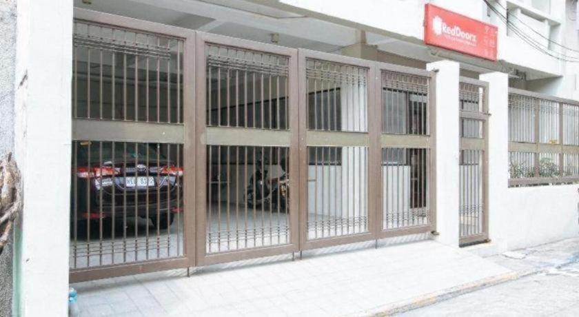 Reddoorz Plus Near Osmena Highway 2 Hotel Манила Екстериор снимка