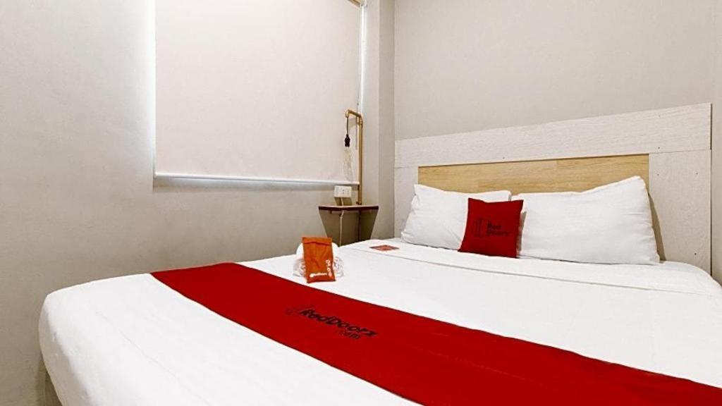 Reddoorz Plus Near Osmena Highway 2 Манила Екстериор снимка