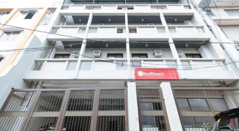 Reddoorz Plus Near Osmena Highway 2 Манила Екстериор снимка