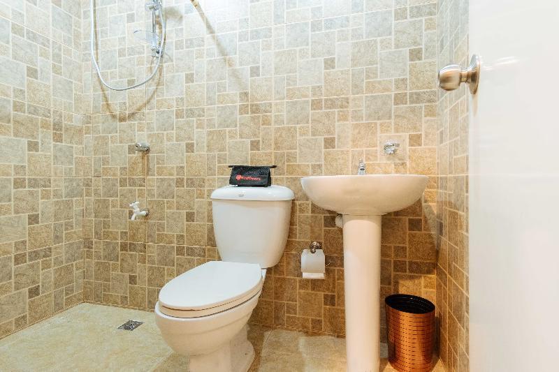Reddoorz Plus Near Osmena Highway 2 Манила Екстериор снимка