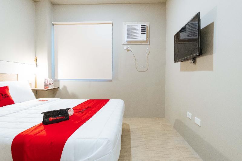 Reddoorz Plus Near Osmena Highway 2 Манила Екстериор снимка