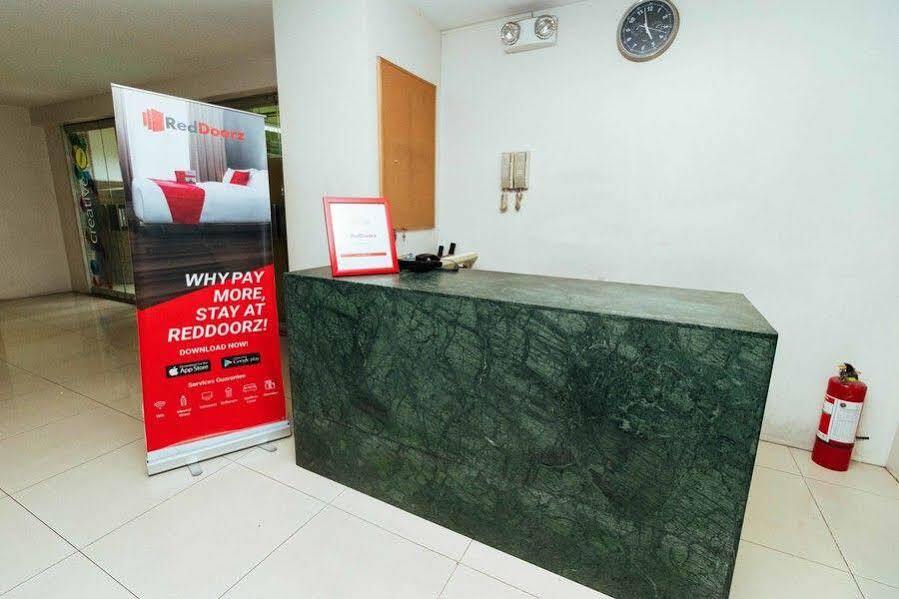 Reddoorz Plus Near Osmena Highway 2 Hotel Манила Екстериор снимка